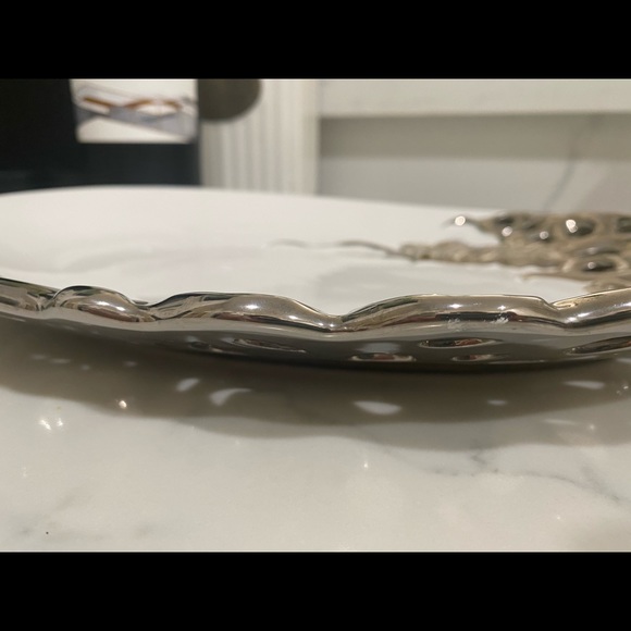 Silver & White Floral and Vines design Serving Platter for Entertaining - Picture 4 of 4